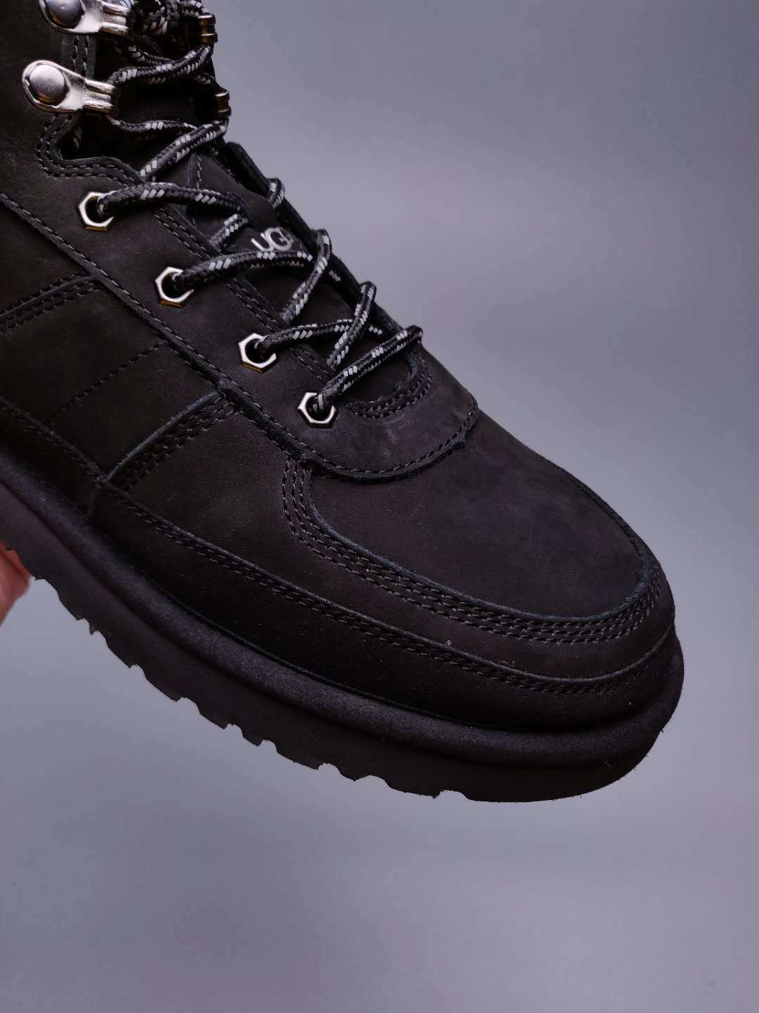 Black Men’s Casual Lace-Up Shoes – In Stock