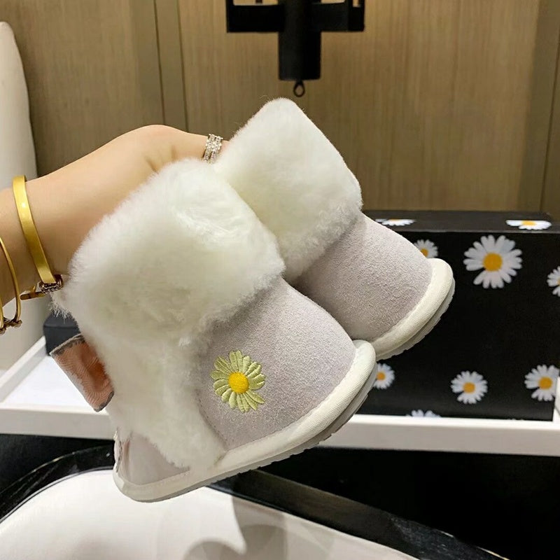 Milkshake White Daisy Chain Ribbon Shoes – In Stock