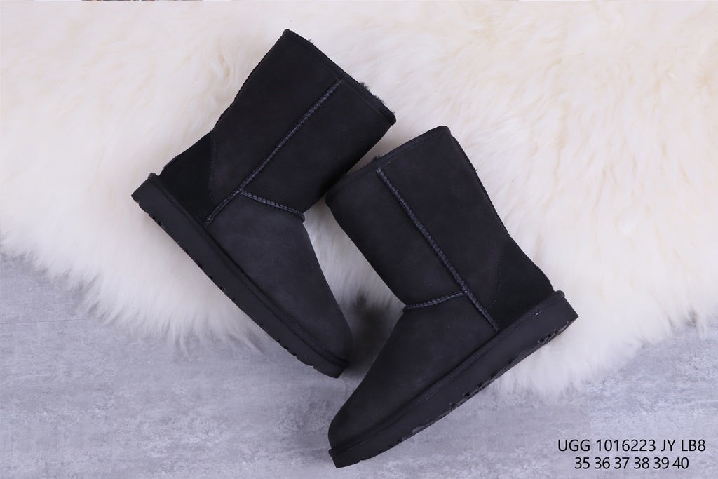 Black Classic Short II Boots 2.0 – In Stock