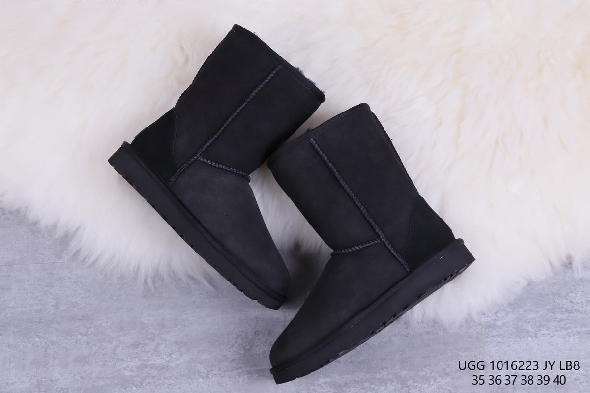Black Classic Short II Boots 2.0 – In Stock