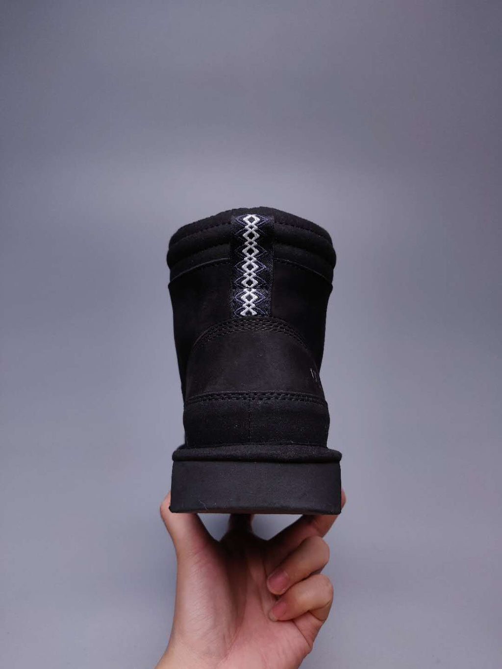 Black Men’s Casual Lace-Up Shoes – In Stock