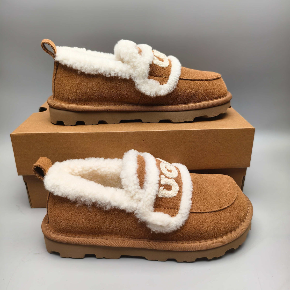 Chestnut Full-Coverage Big Logo Casual Shoes – In Stock
