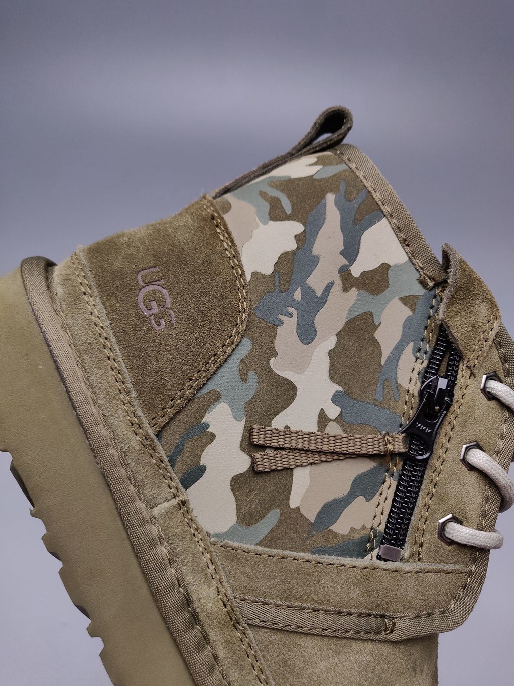 Military Green Color-Block Camo Men’s Sneakers – In Stock