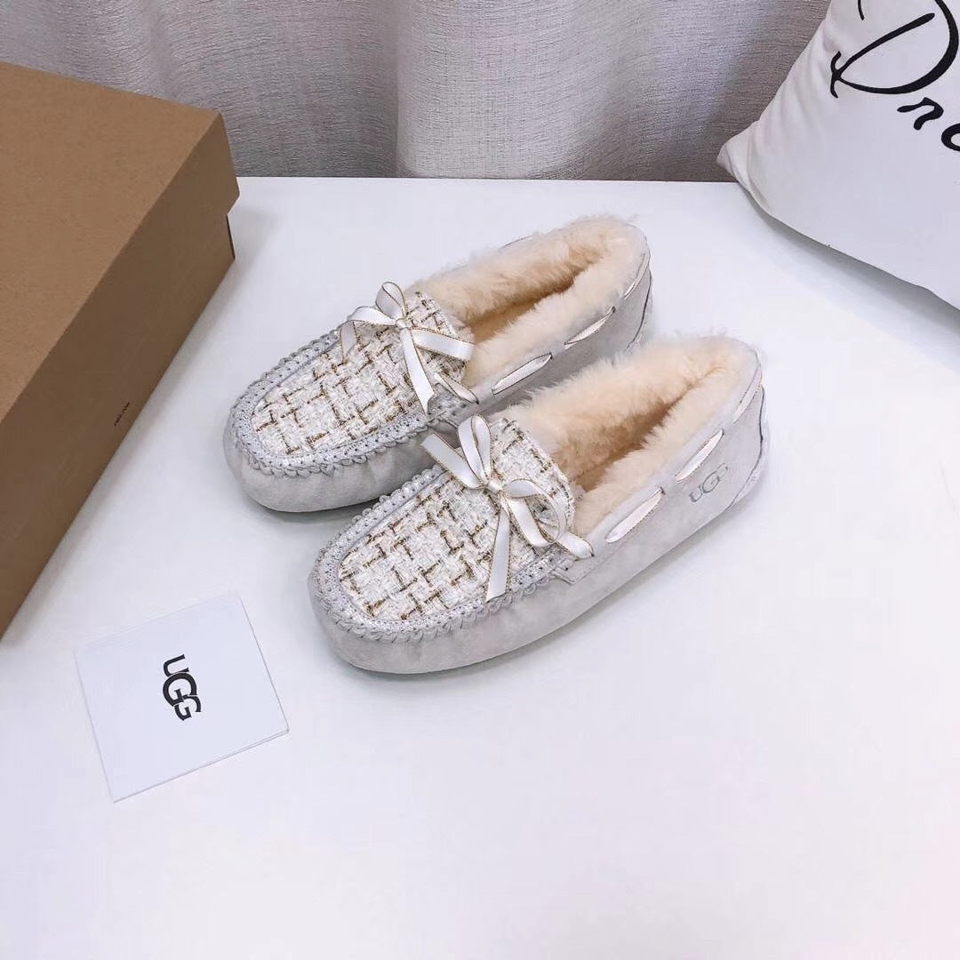 Pearl White Chanel-Style Pebble Loafers – Sophisticated & Chic