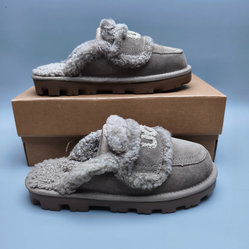 Antelope Brown Curly Fur Big Logo Casual Slippers
