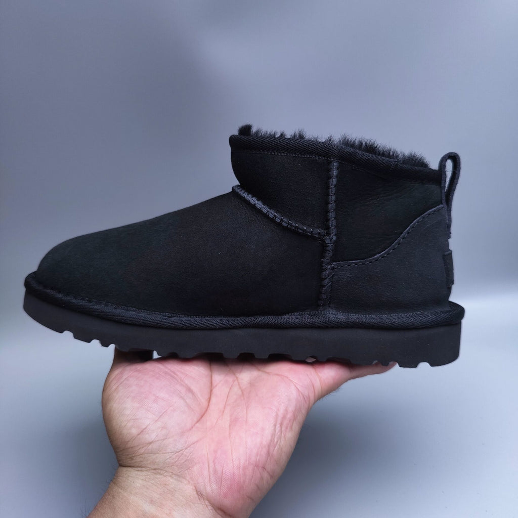 Black Zhou Dongyu-Style Shoes – In Stock