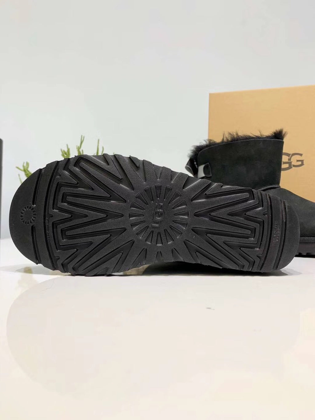 Black Bow Shimmer Ballet Flats – Mukesi Winter Collection