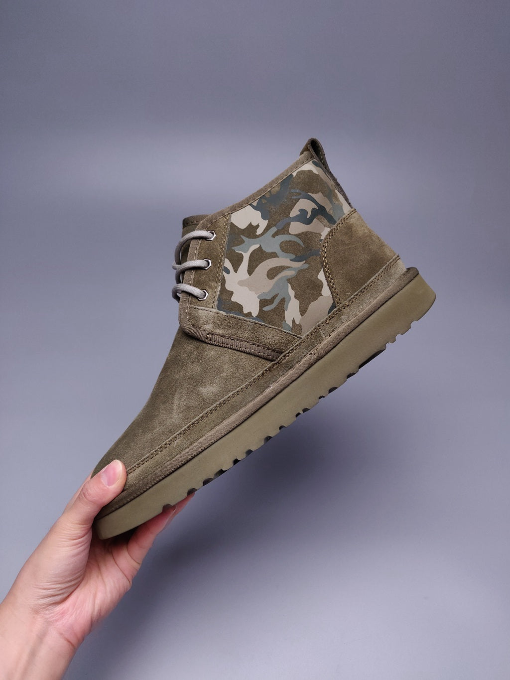 Military Green Color-Block Camo Men’s Sneakers – In Stock