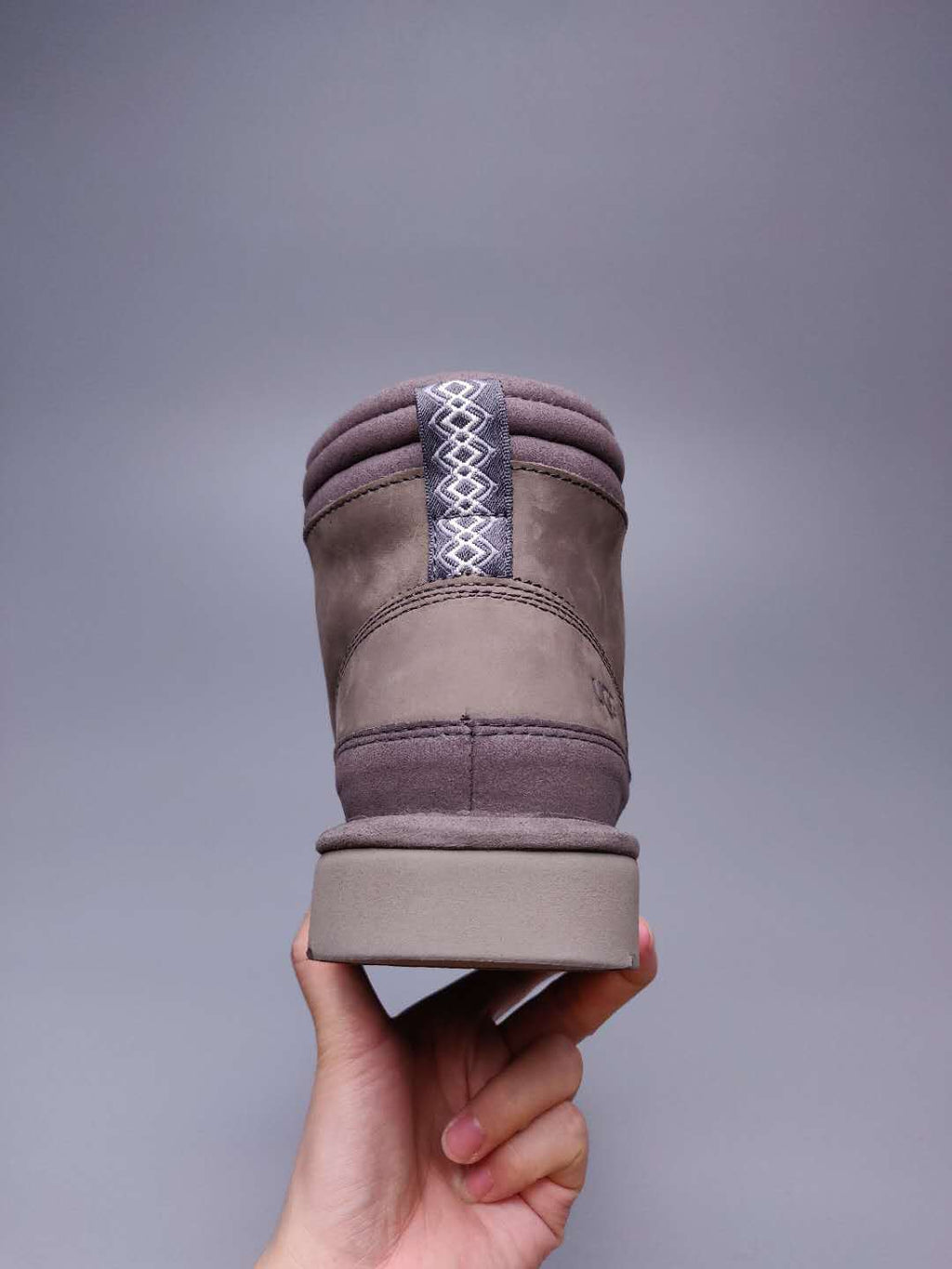 Grey Men’s Casual Lace-Up Shoes – In Stock