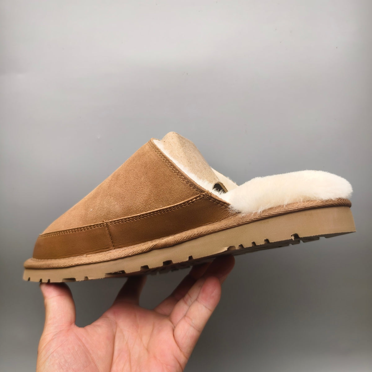 Chestnut Ultra-Lightweight Casual Fluffy Slippers for Men – In Stock