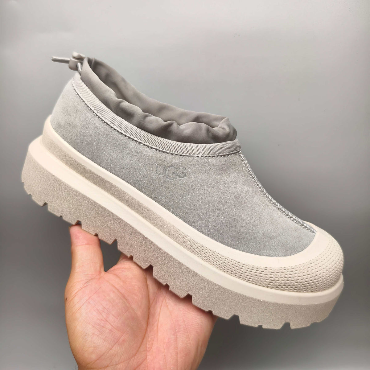 Light Grey Slip-On Casual Streetwear Sneakers – In Stock