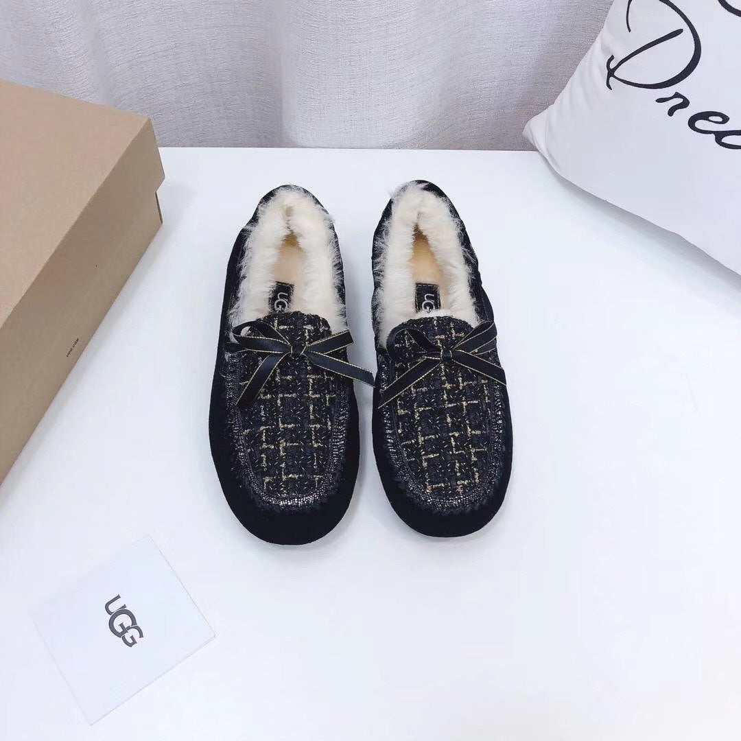 Black Chanel-Style Pebble Loafers – Sophisticated & Chic