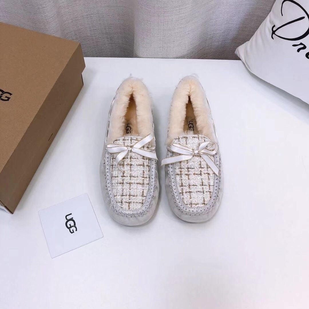 Pearl White Chanel-Style Pebble Loafers – Sophisticated & Chic