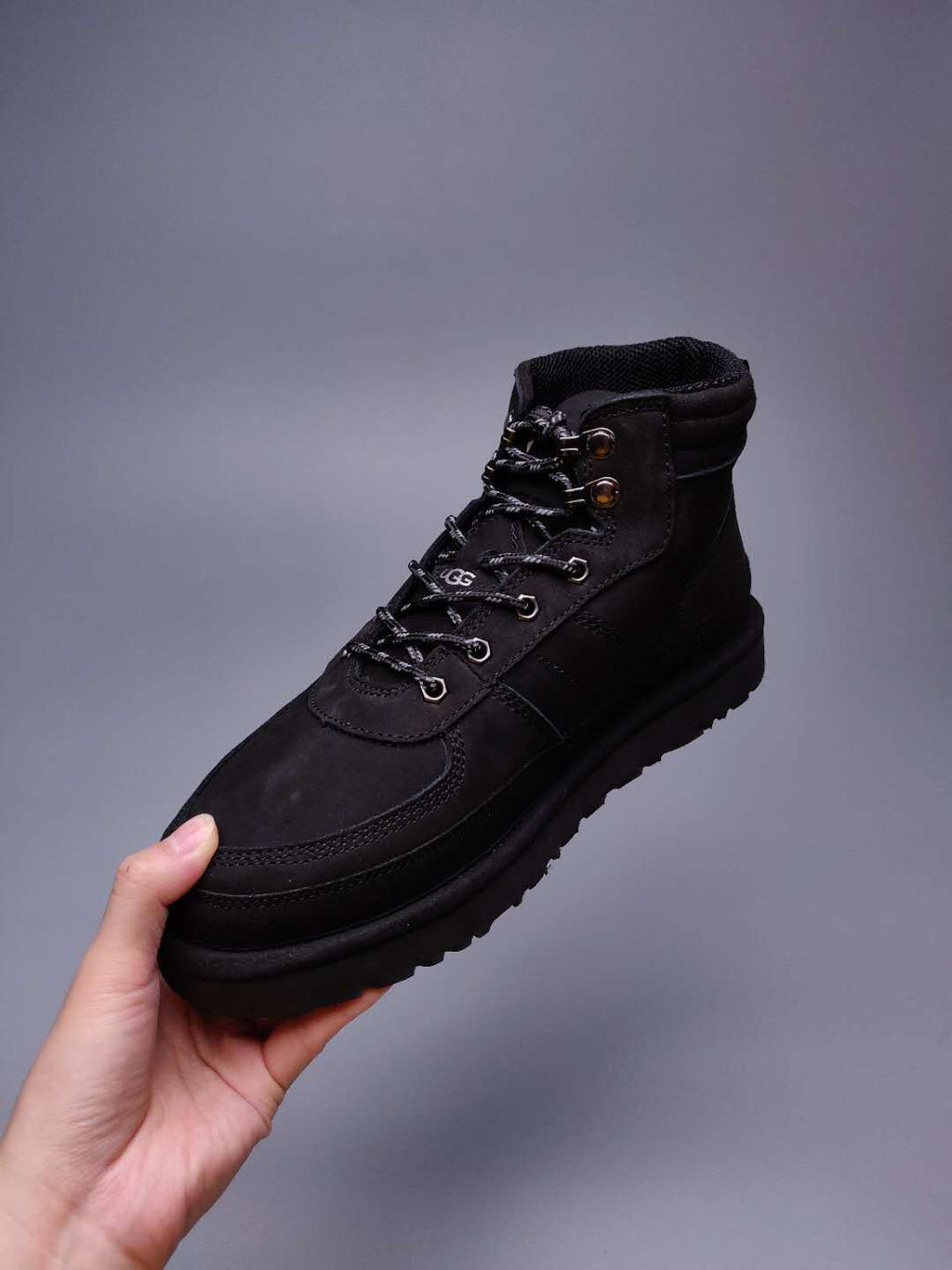 Black Men’s Casual Lace-Up Shoes – In Stock