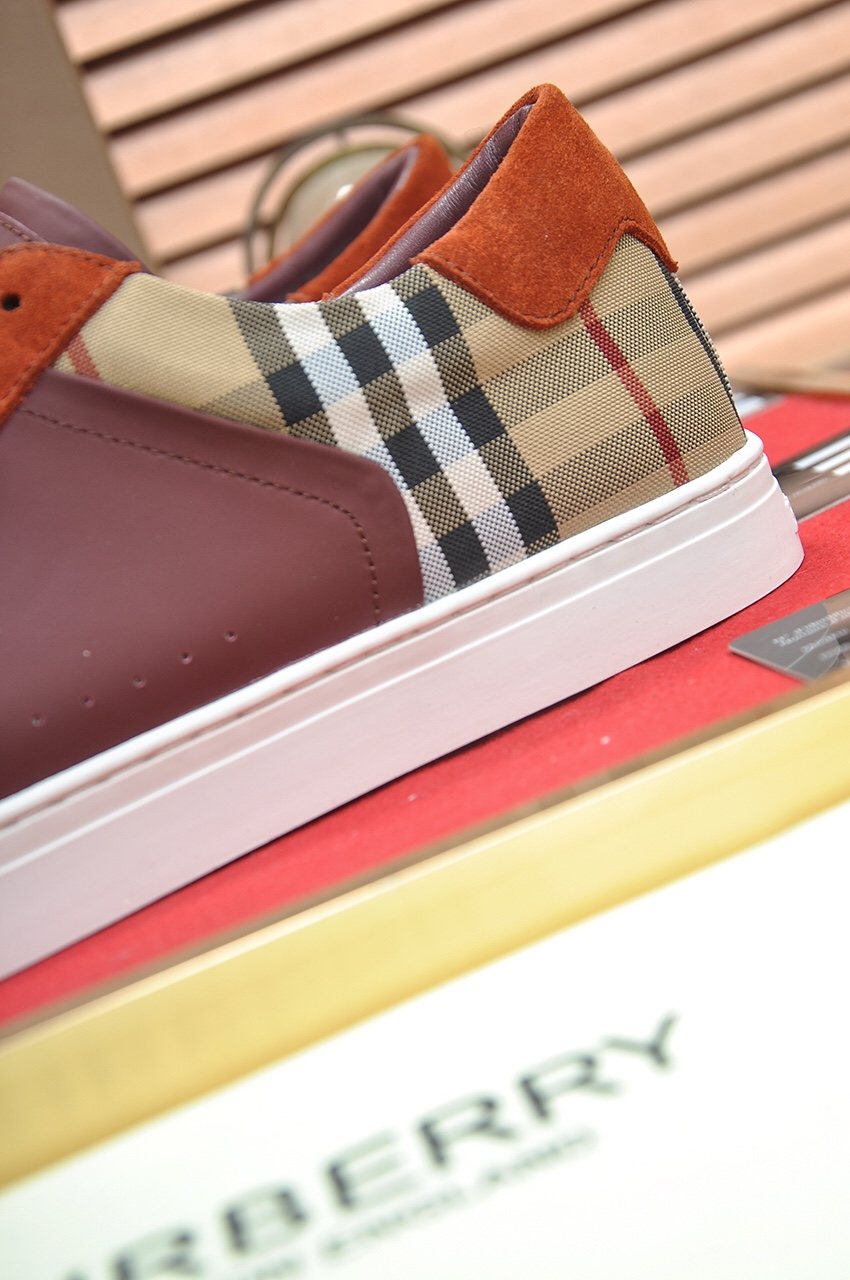 Burberry Check Heel Low-Top Sneakers - Beige Check Heel Panels